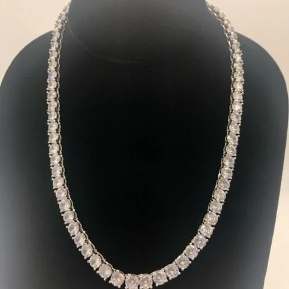 18k 75ct Tennis Necklace - Picture 2 of 12
